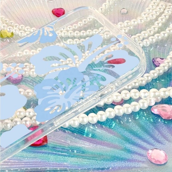 ⚠️Clearance iPhone 13/Pro/Pro Max Blue Floral Phone Case - Picture 3 of 3